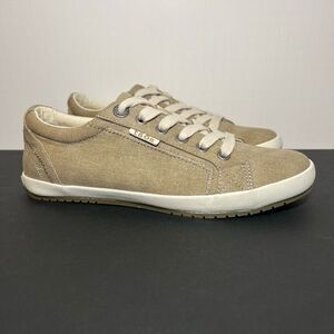 Womens TAOS Star Tan Casual Sneakers / Size 7
